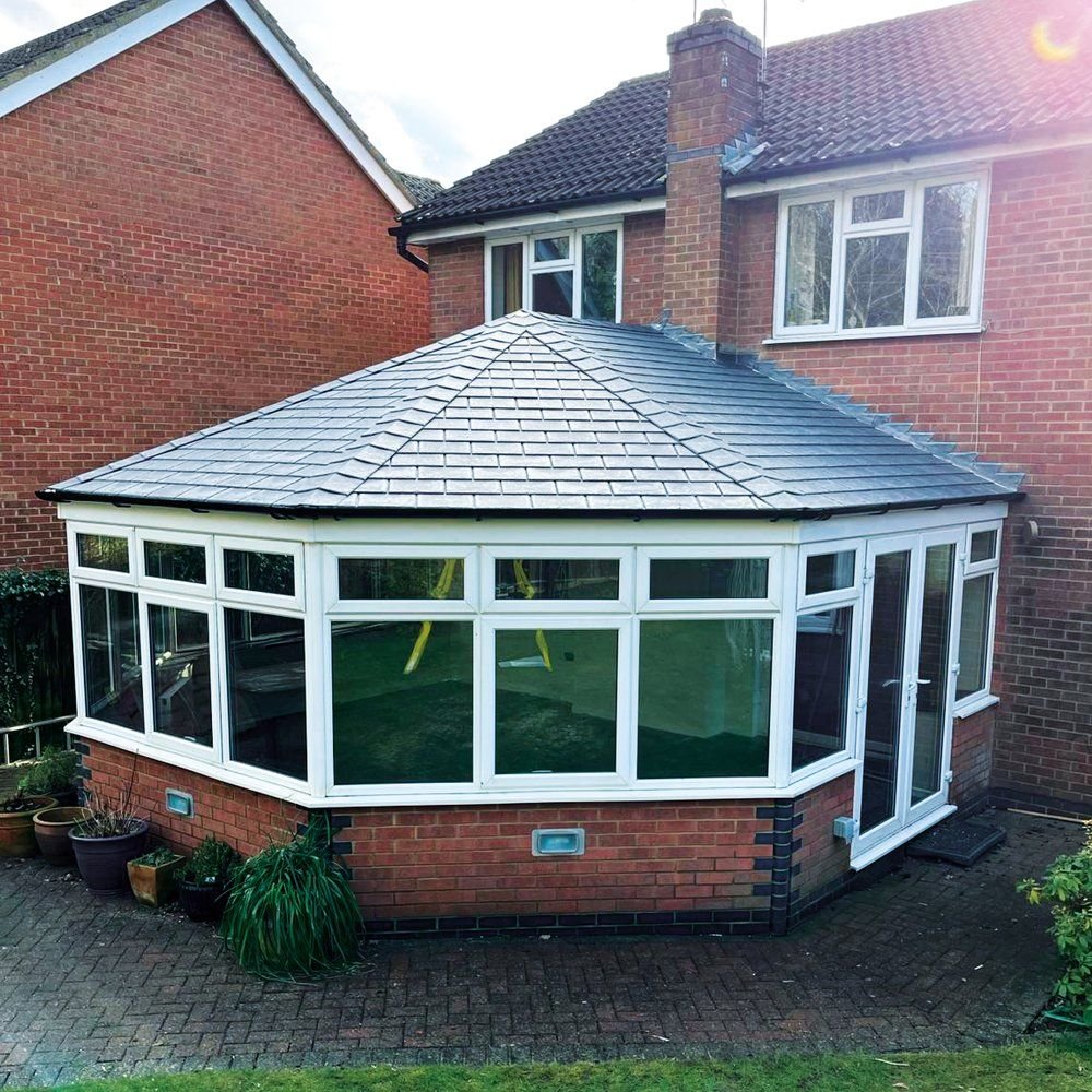 Tiled roof on a hip-end conservatory