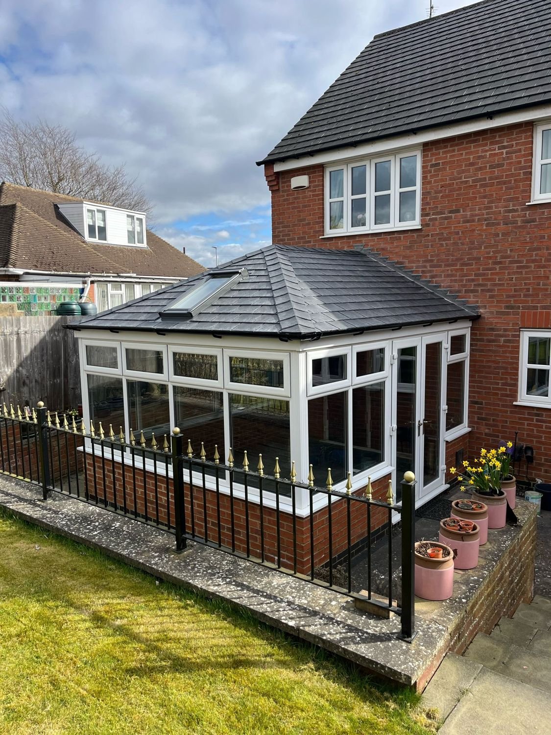 Conservatory with railings